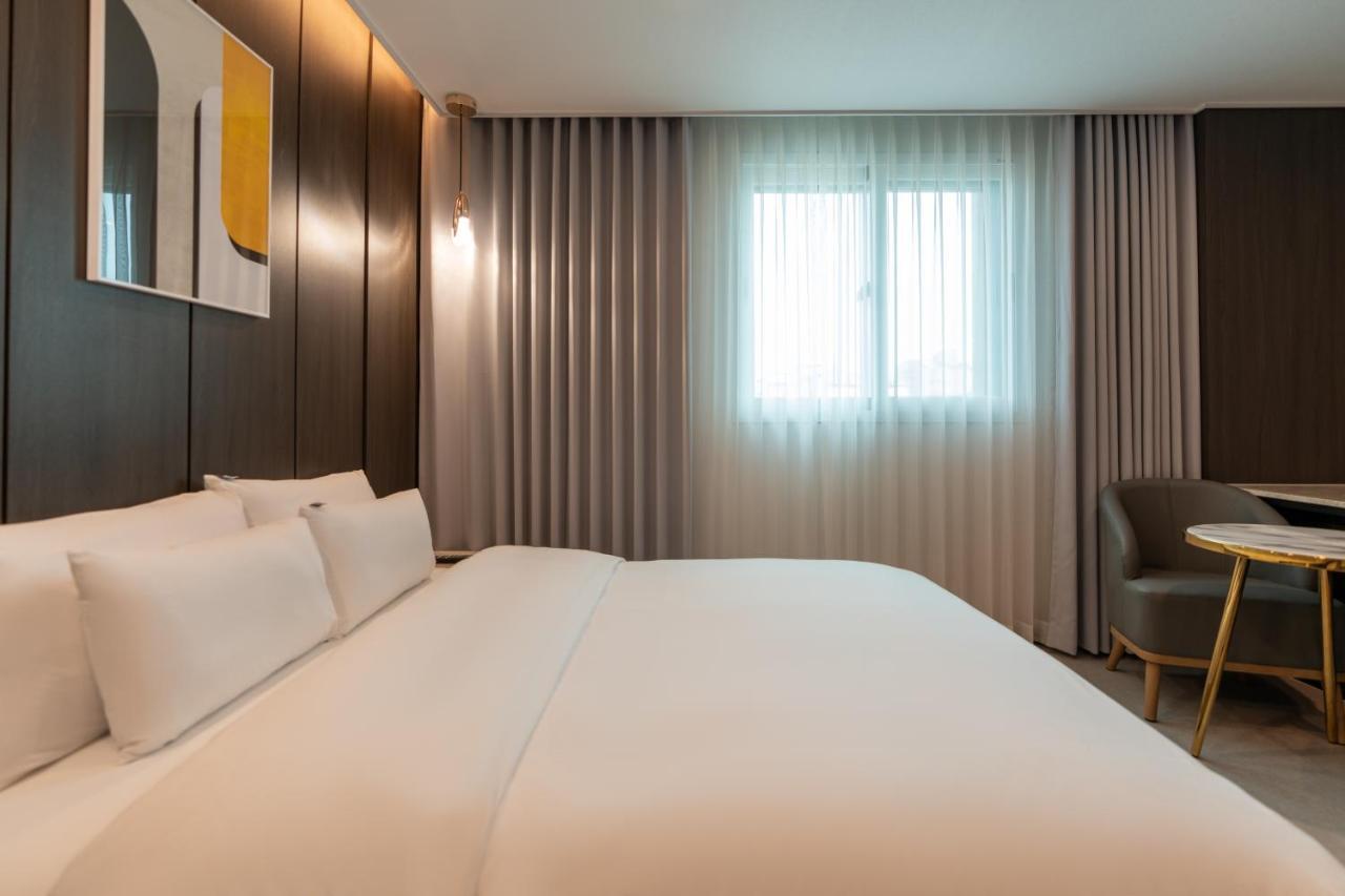 Jecheon Hound Hotel Chech'ŏn Extérieur photo