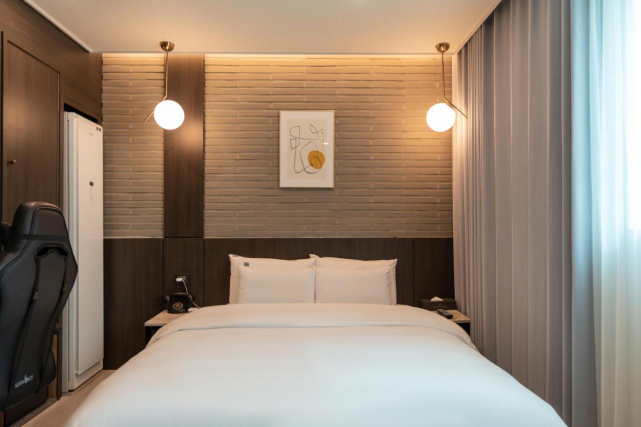 Jecheon Hound Hotel Chech'ŏn Extérieur photo