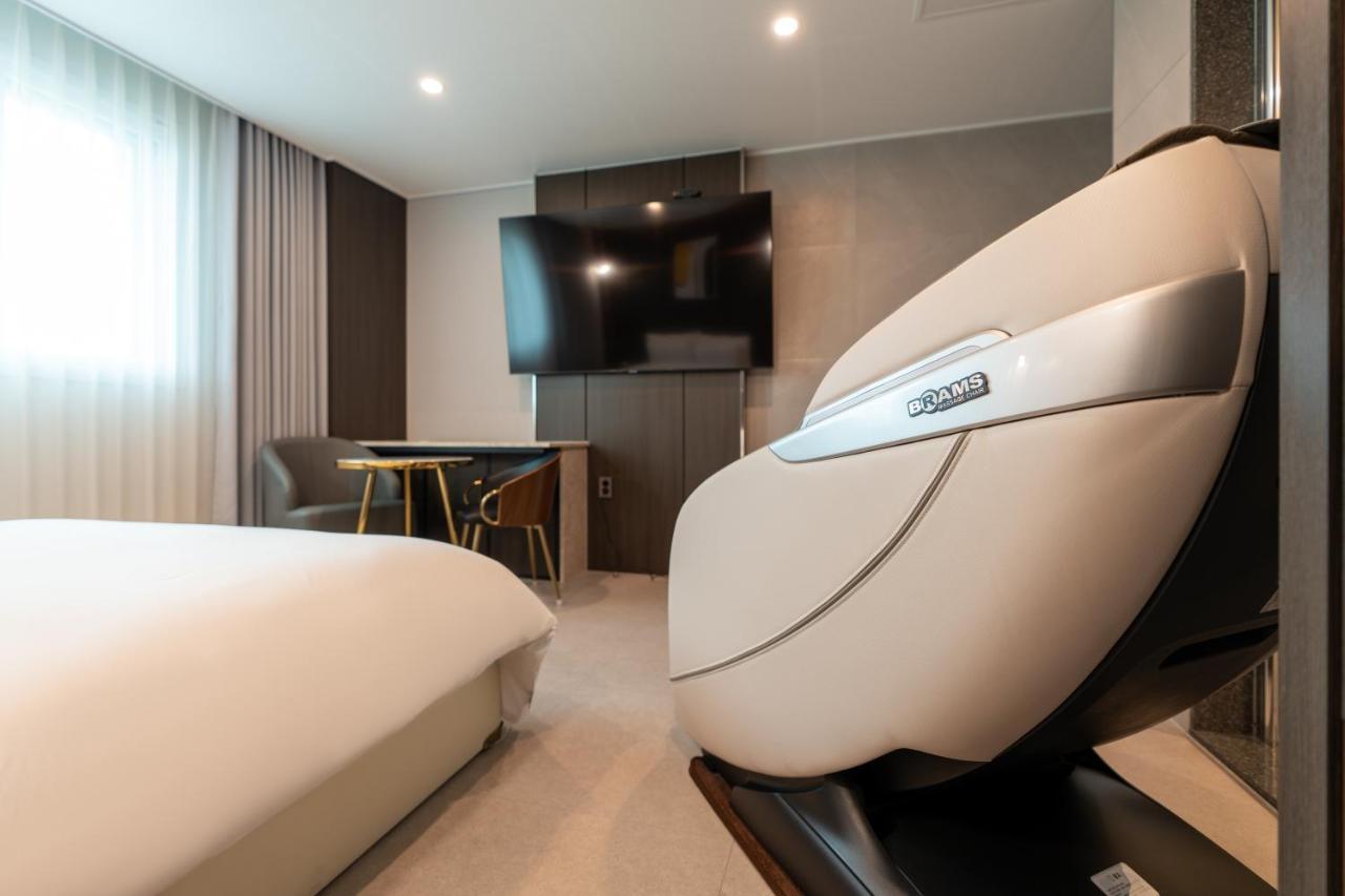 Jecheon Hound Hotel Chech'ŏn Extérieur photo