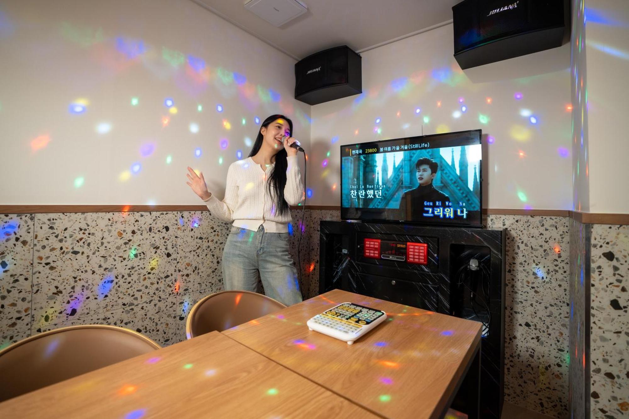 Jecheon Hound Hotel Chech'ŏn Extérieur photo